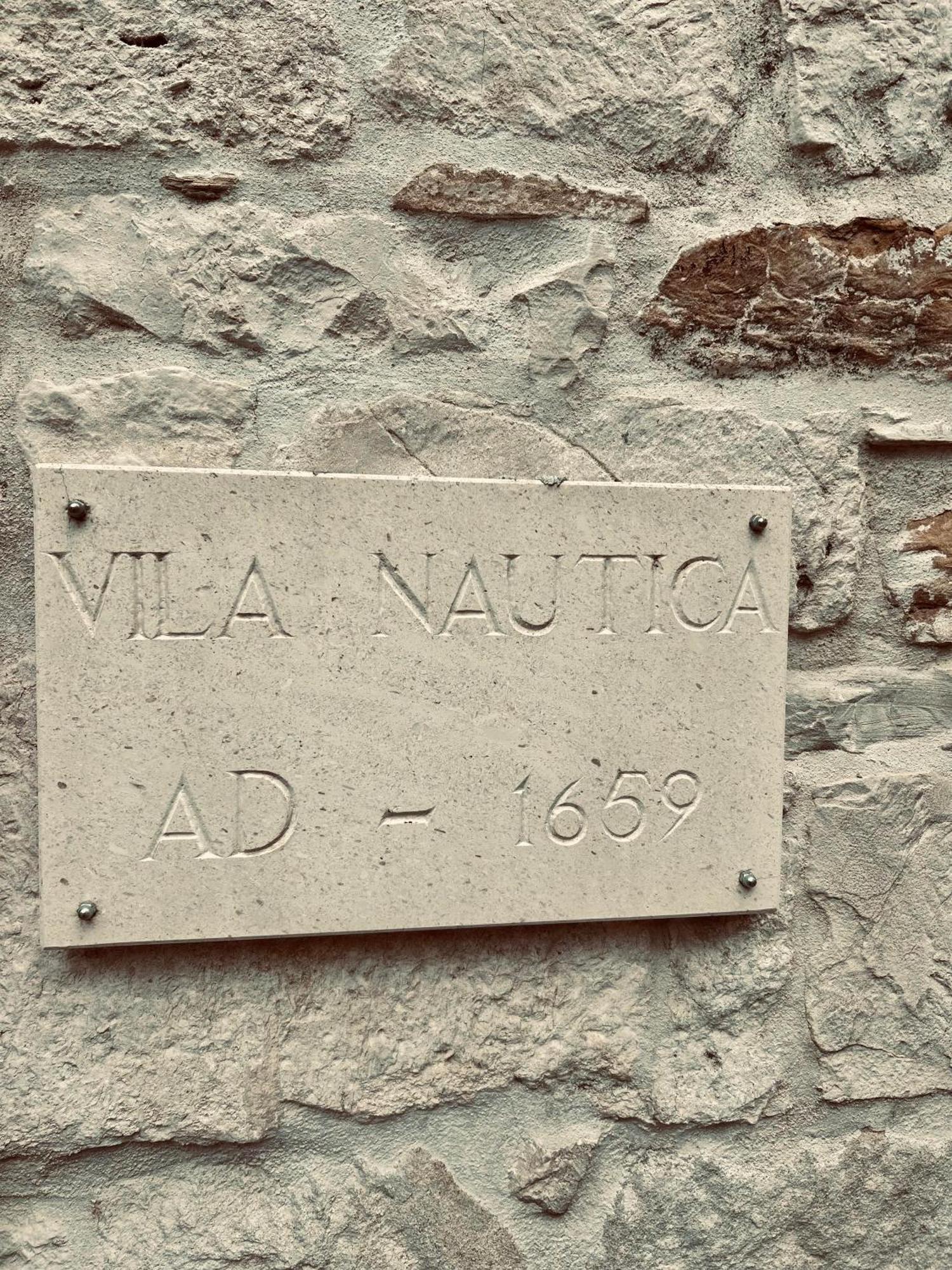 Villa Nautica Stone House Split Exterior foto